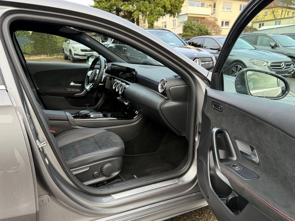 Mercedes-Benz A 200 2023