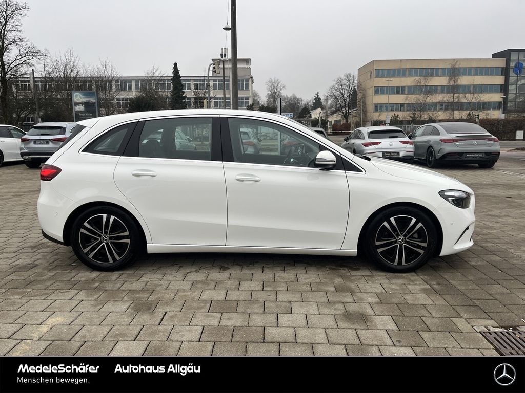 Mercedes-Benz B 200 2024