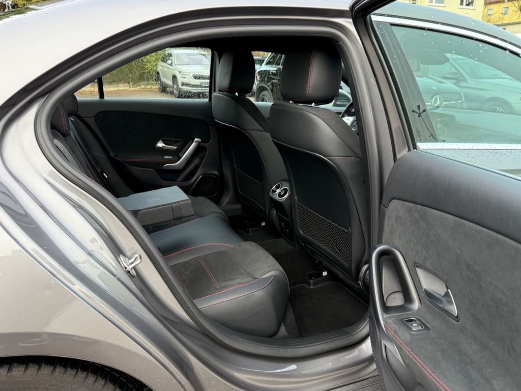 Mercedes-Benz A 200 2023