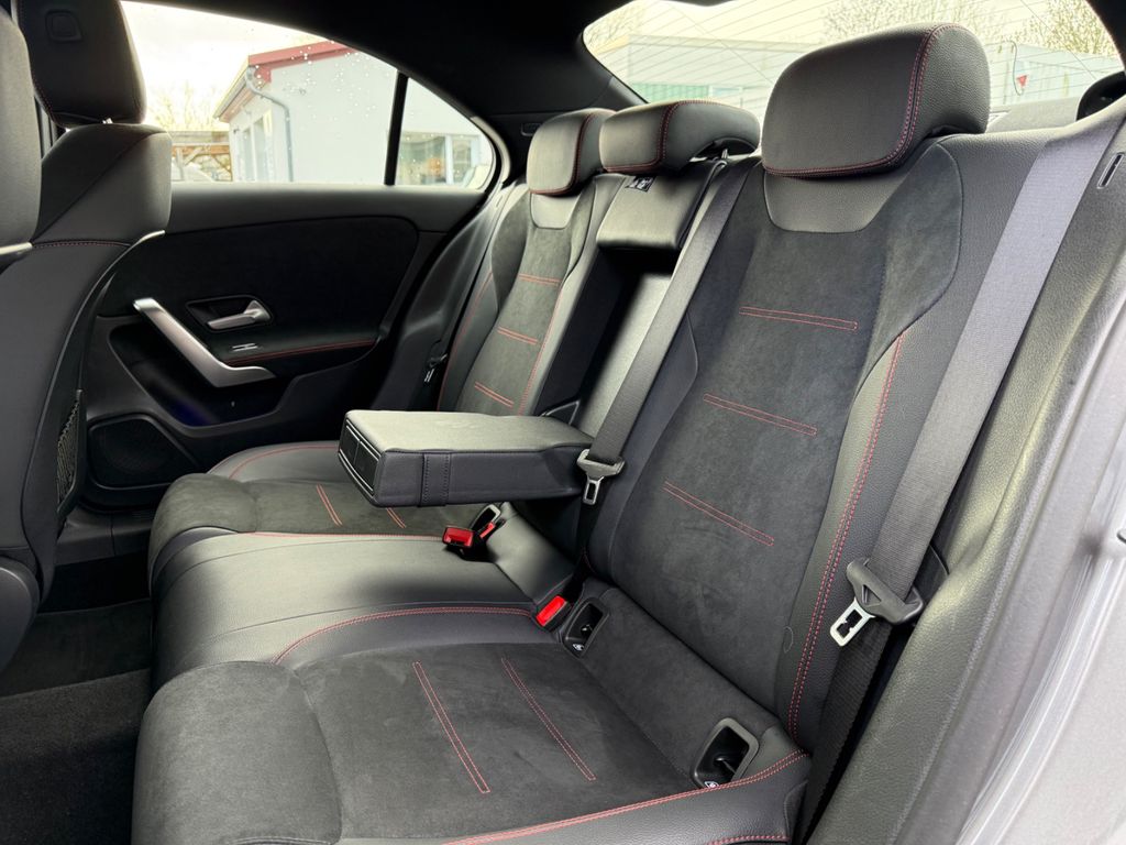 Mercedes-Benz A 200 2023