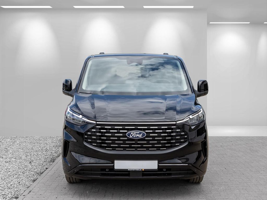 Ford Tourneo Custom 2025
