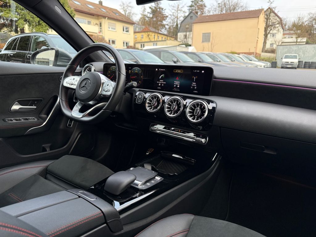 Mercedes-Benz A 200 2023