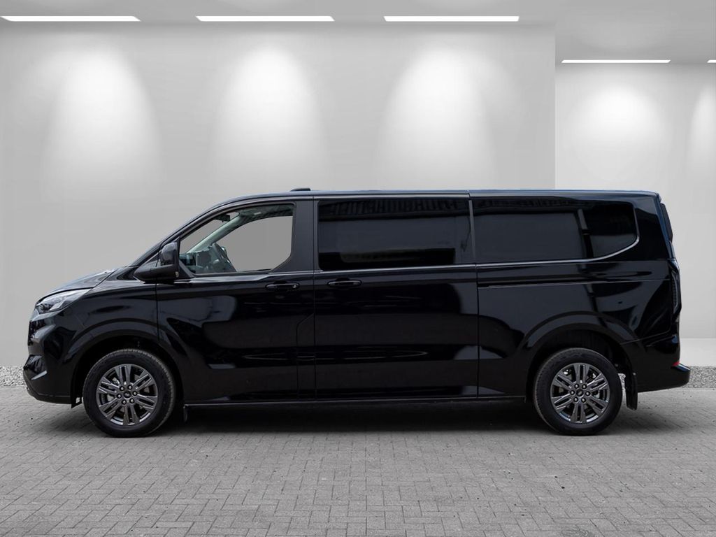 Ford Tourneo Custom 2025