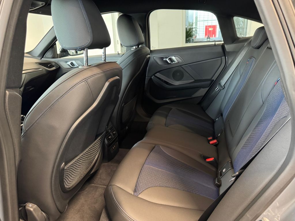 BMW 218 Gran Coupé 2023