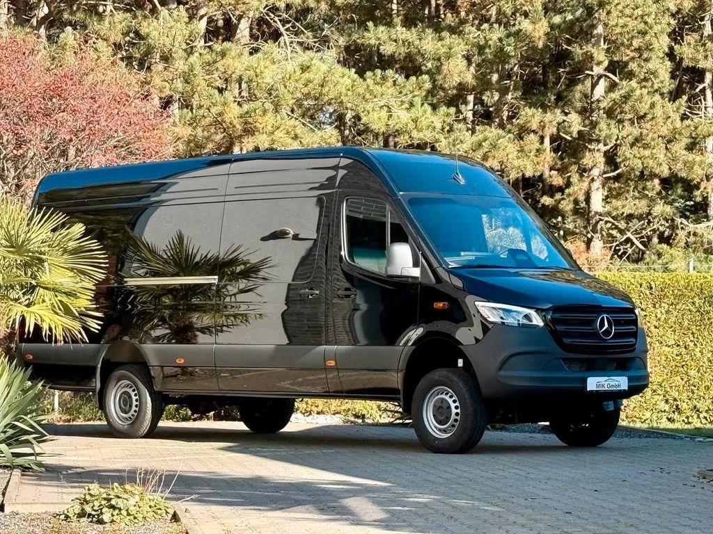 Mercedes-Benz Sprinter 2025