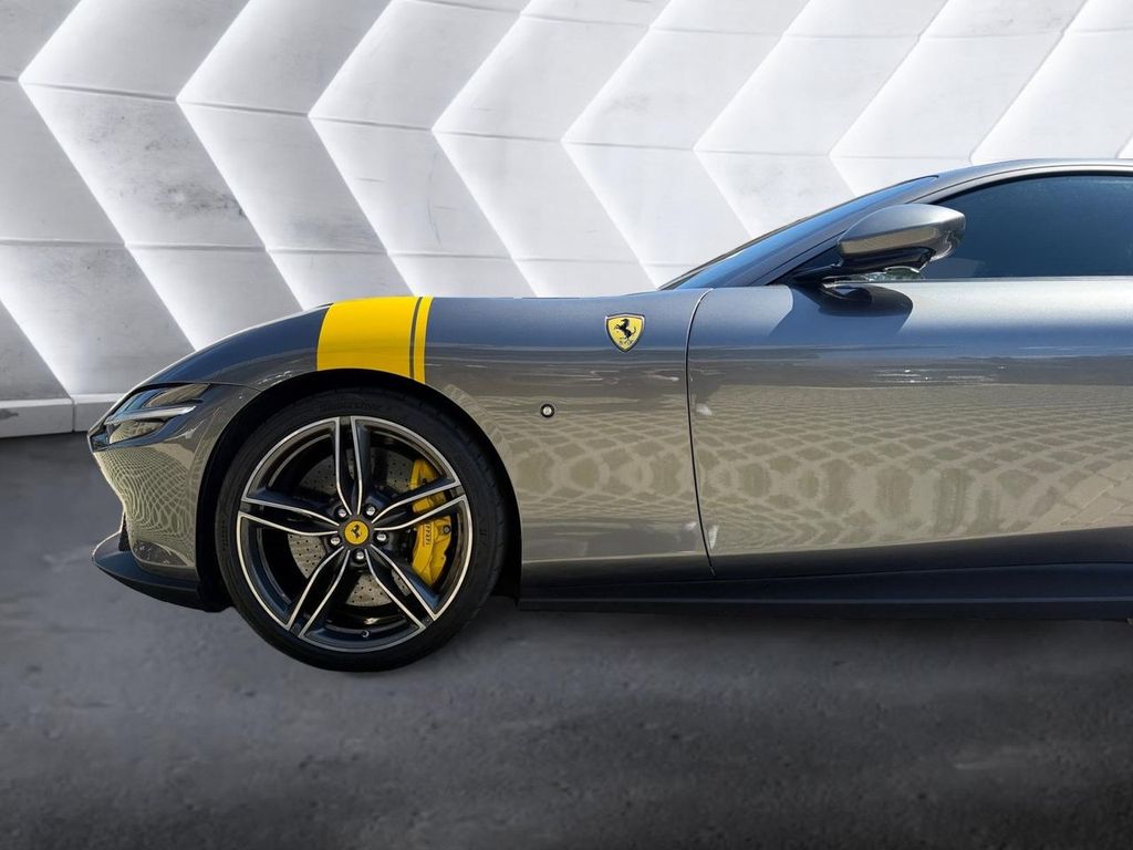 Ferrari Roma 2025