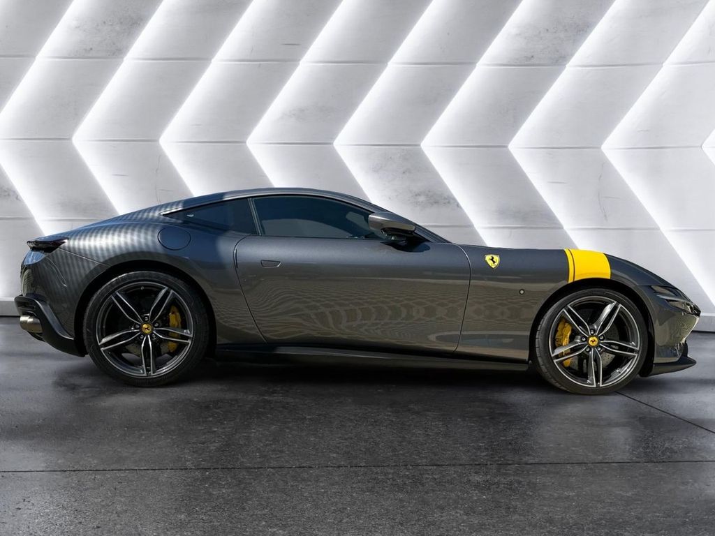 Ferrari Roma 2025