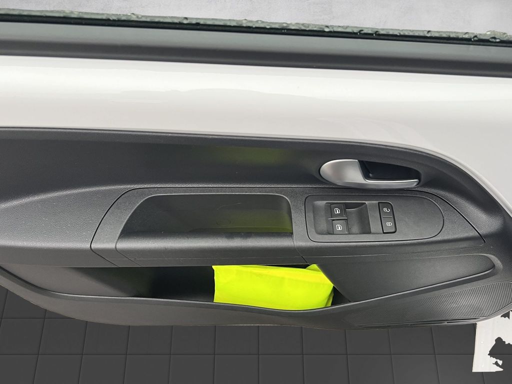 Volkswagen up! 2022