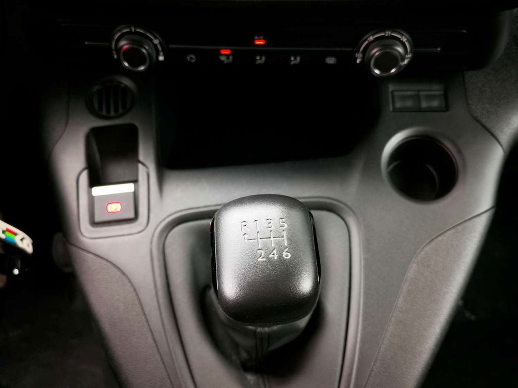Peugeot Partner 2023