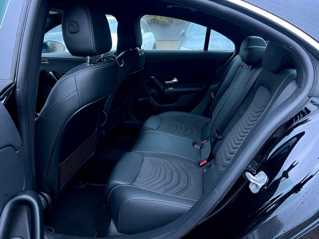 Mercedes-Benz CLA 180 2024