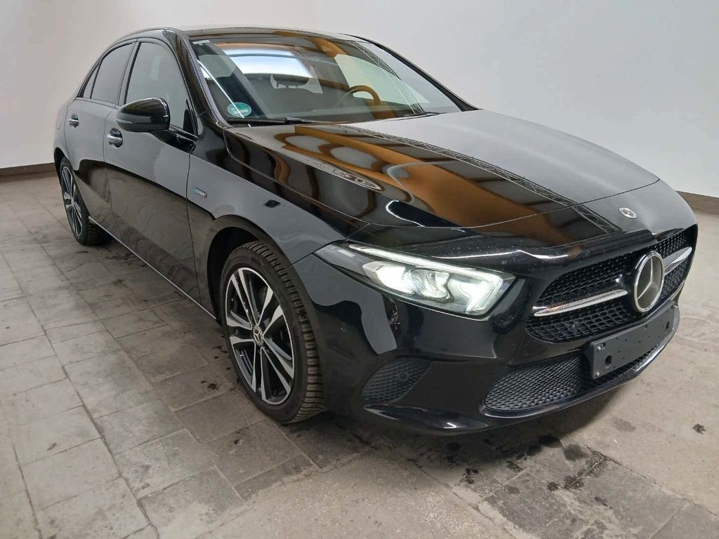 Mercedes-Benz A 250 2021