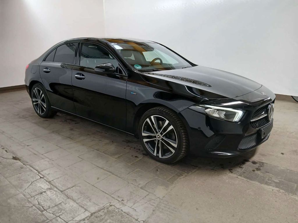 Mercedes-Benz A 250 2021