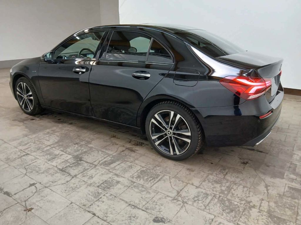 Mercedes-Benz A 250 2021