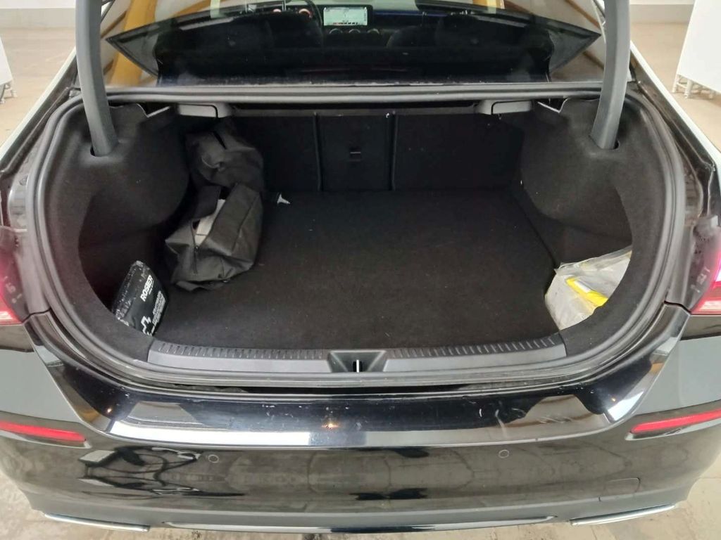 Mercedes-Benz A 250 2021