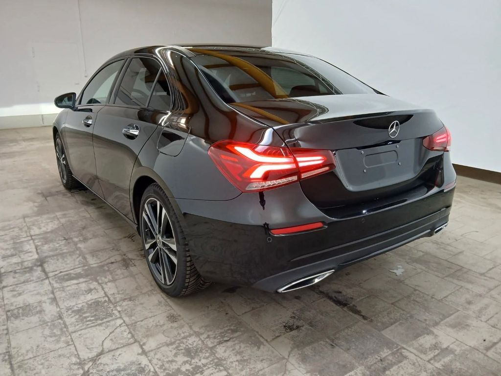 Mercedes-Benz A 250 2021