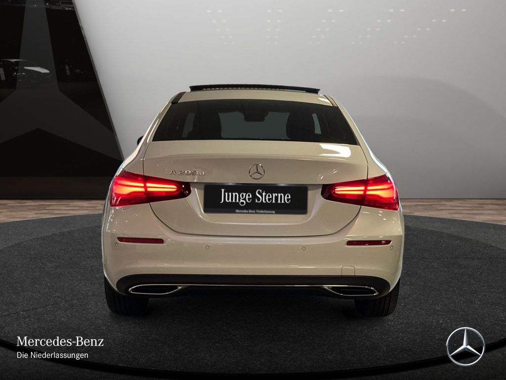 Mercedes-Benz A 200 2023