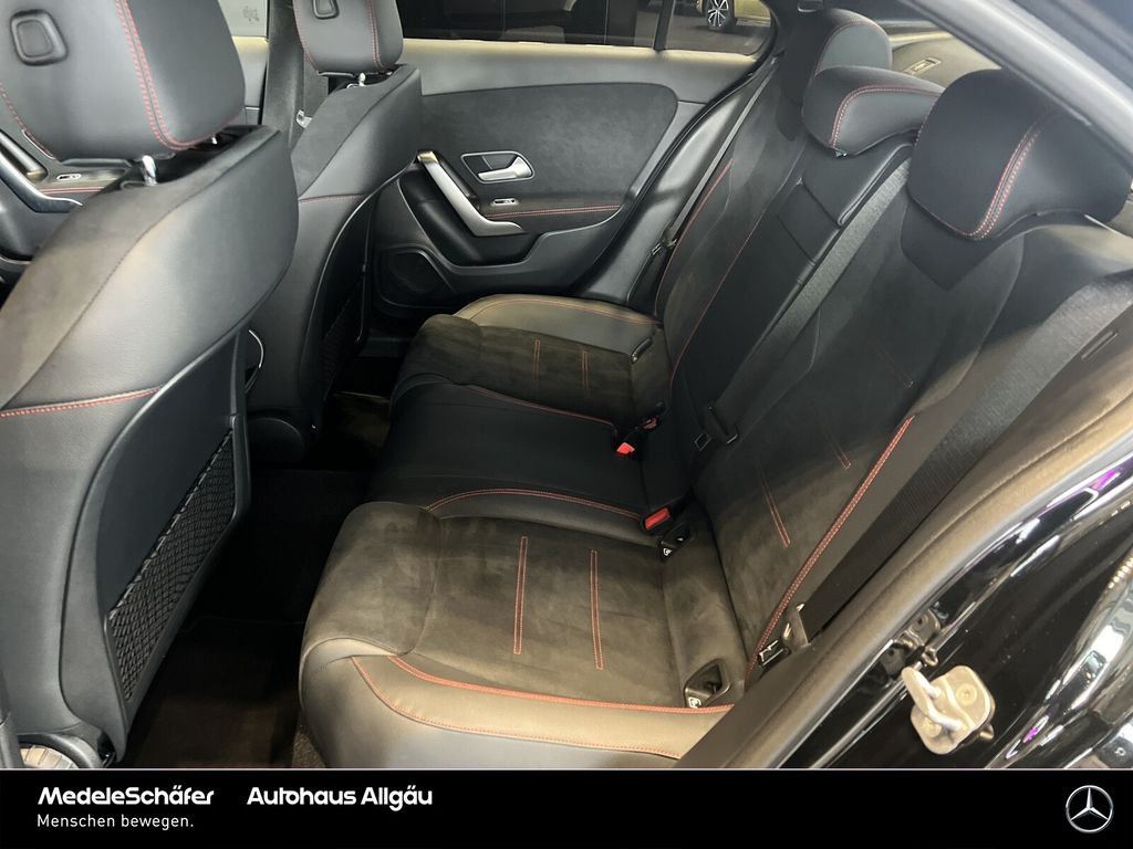 Mercedes-Benz A 200 2024