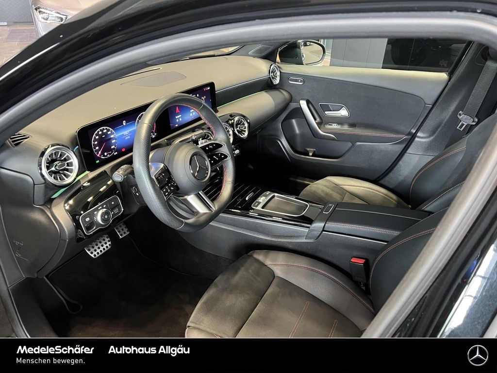 Mercedes-Benz A 200 2024