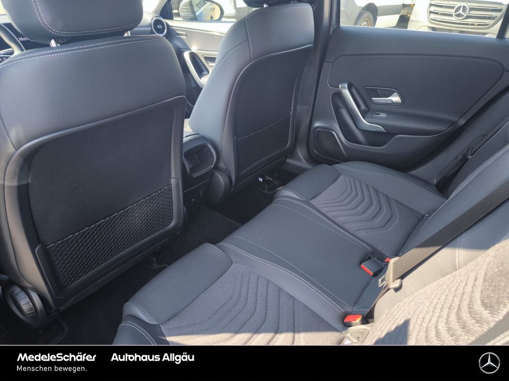 Mercedes-Benz A 180 2024