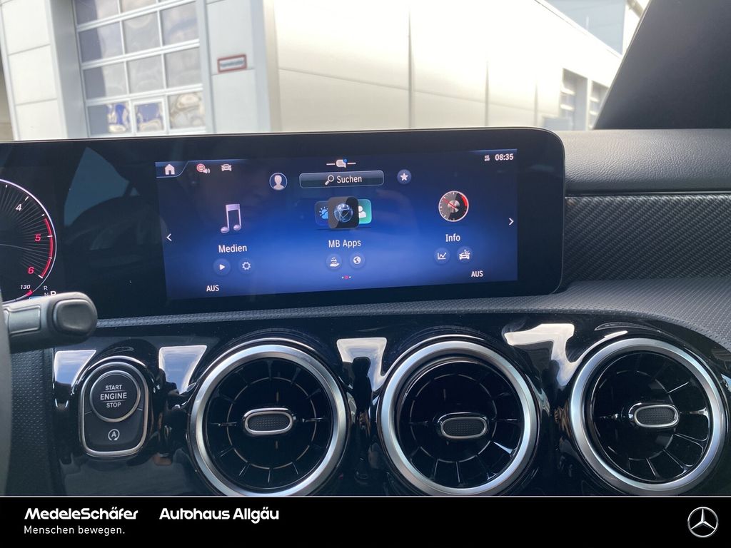 Mercedes-Benz A 180 2024