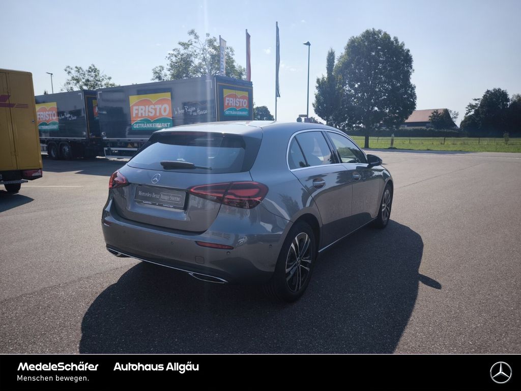 Mercedes-Benz A 180 2024