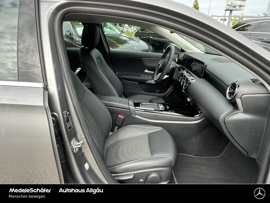 Mercedes-Benz A 180 2024