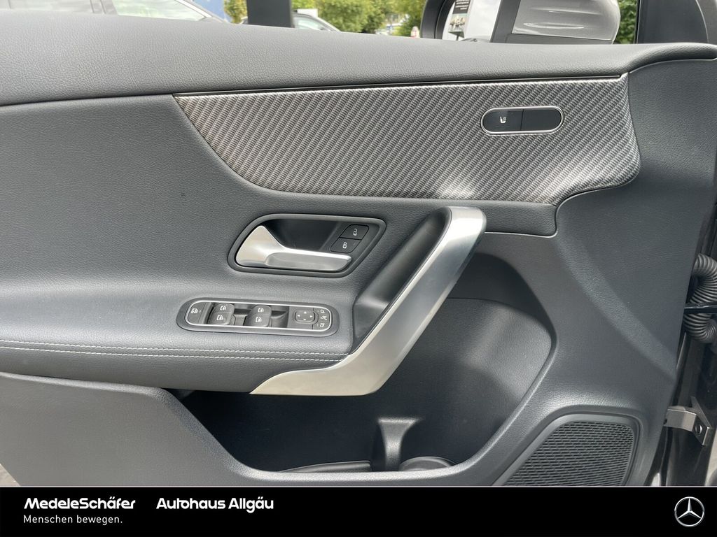 Mercedes-Benz A 180 2024