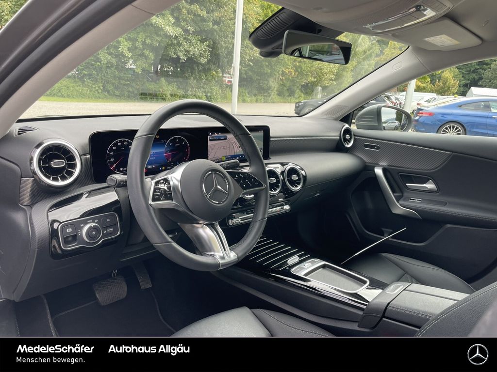 Mercedes-Benz A 180 2024