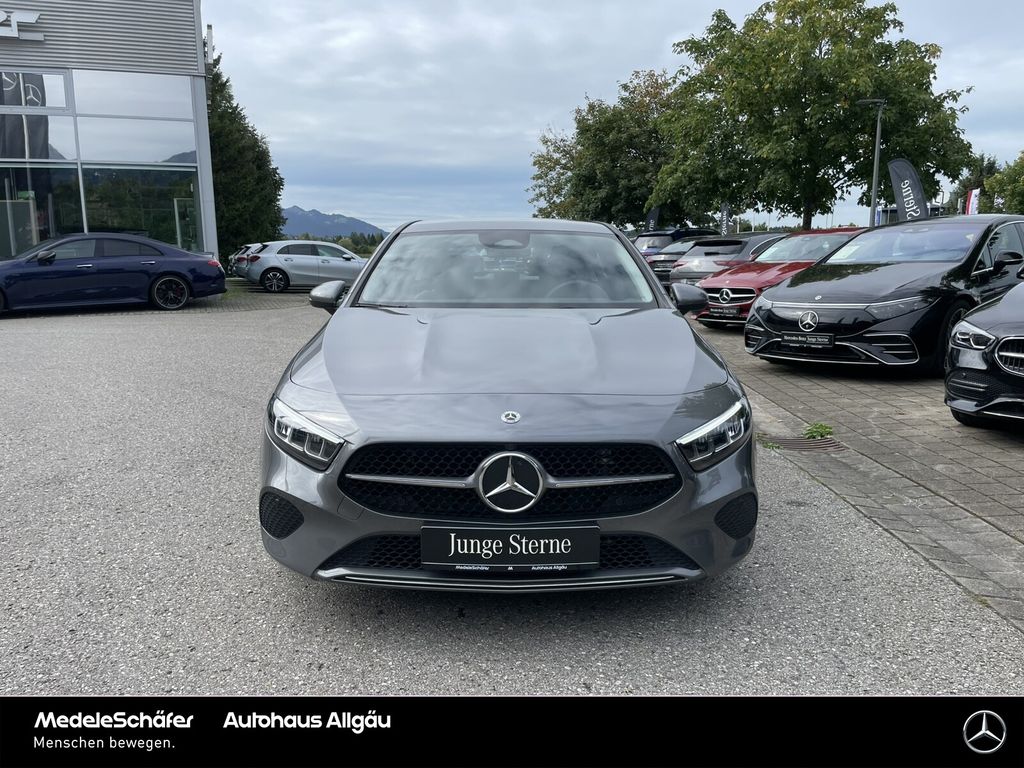 Mercedes-Benz A 180 2024