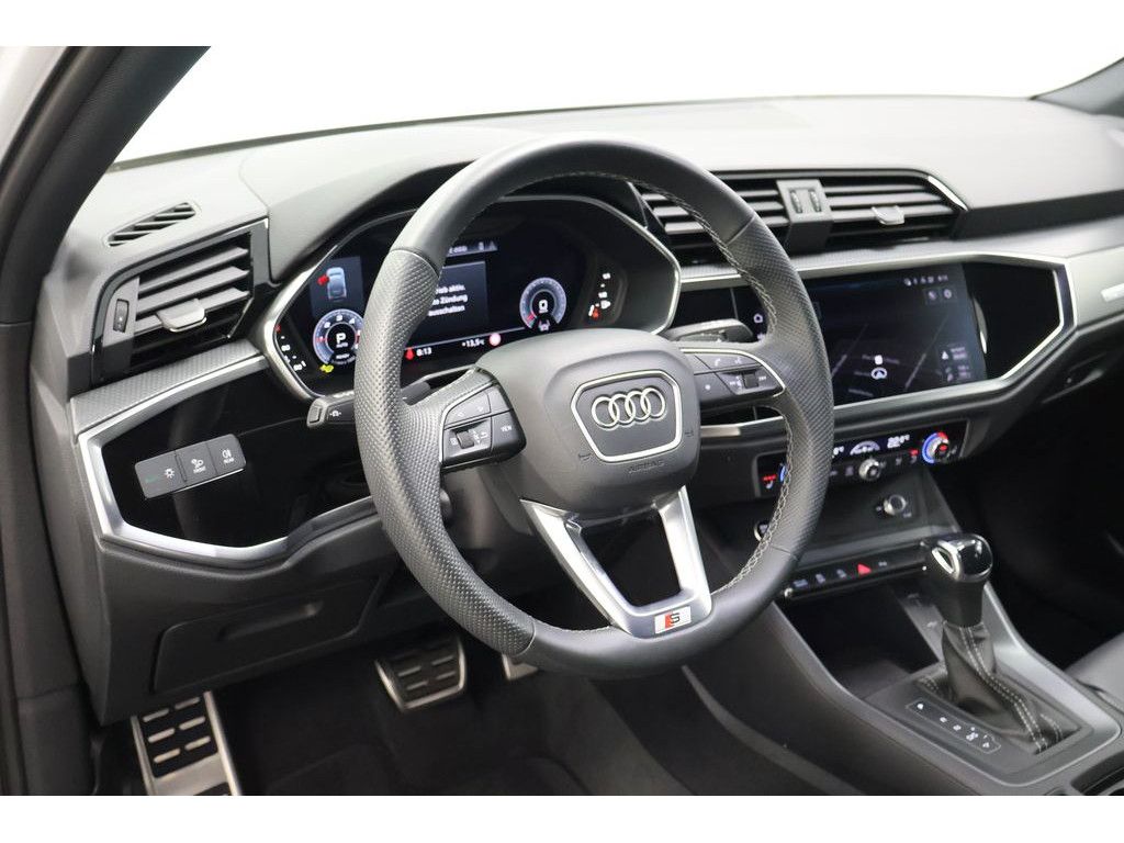 Audi Q3 2024
