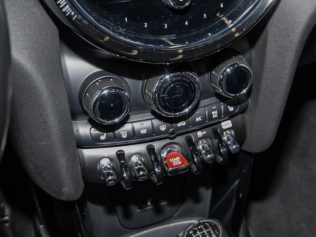 MINI One Cabrio 2022