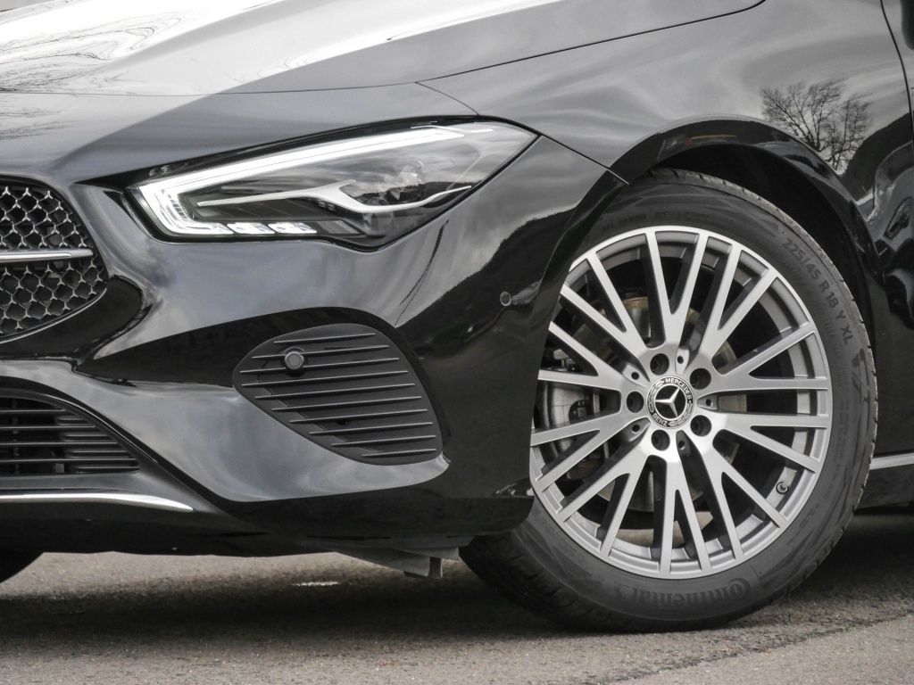 Mercedes-Benz CLA 180 2024