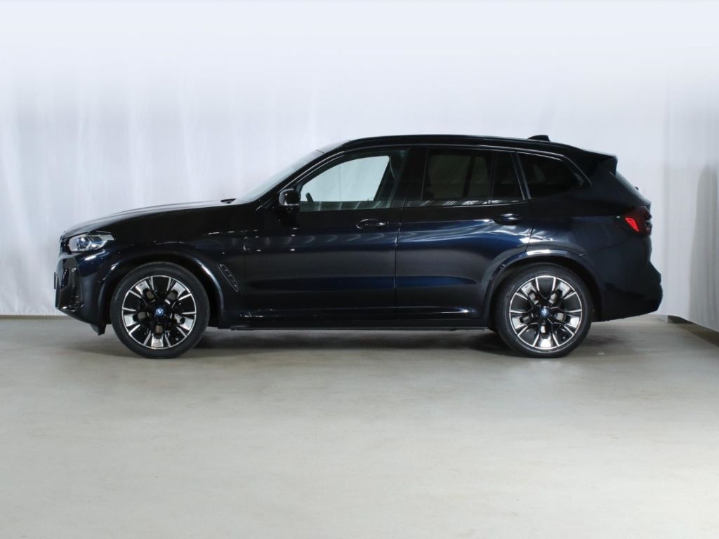 BMW iX3 2022