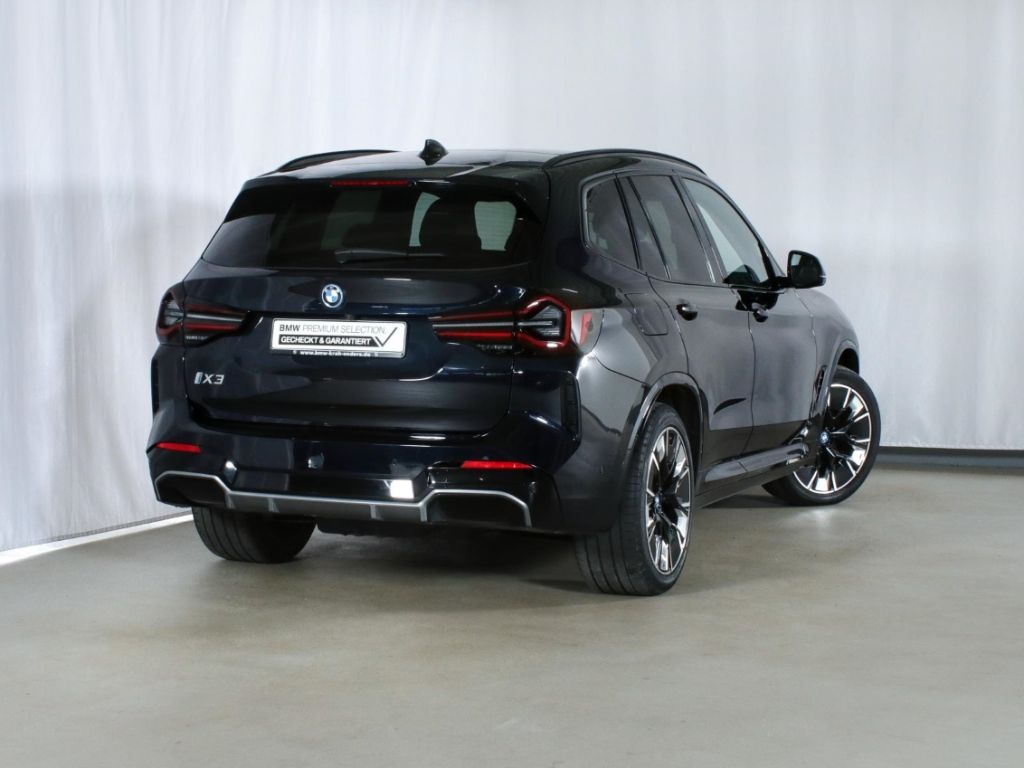 BMW iX3 2022