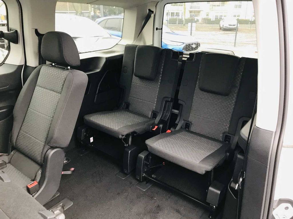 Ford Tourneo Connect 2026