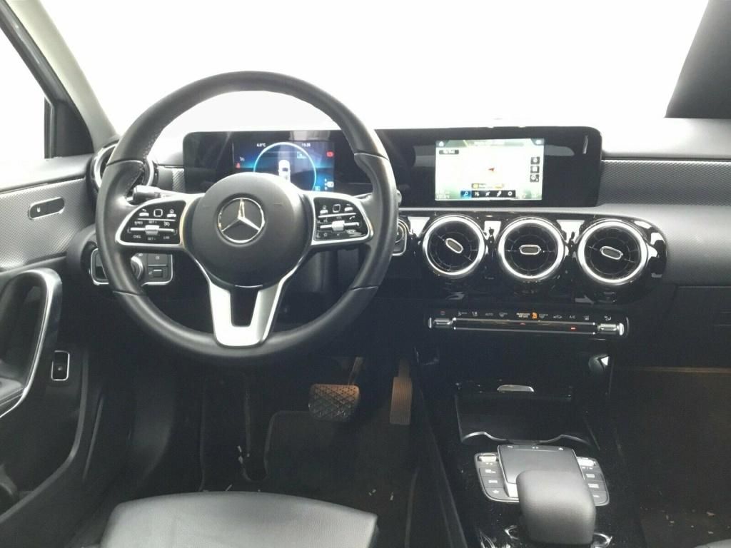 Mercedes-Benz A 250 2021