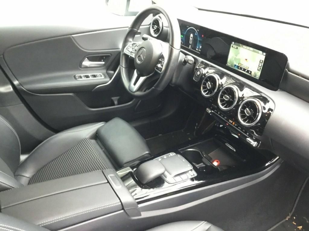 Mercedes-Benz A 250 2021