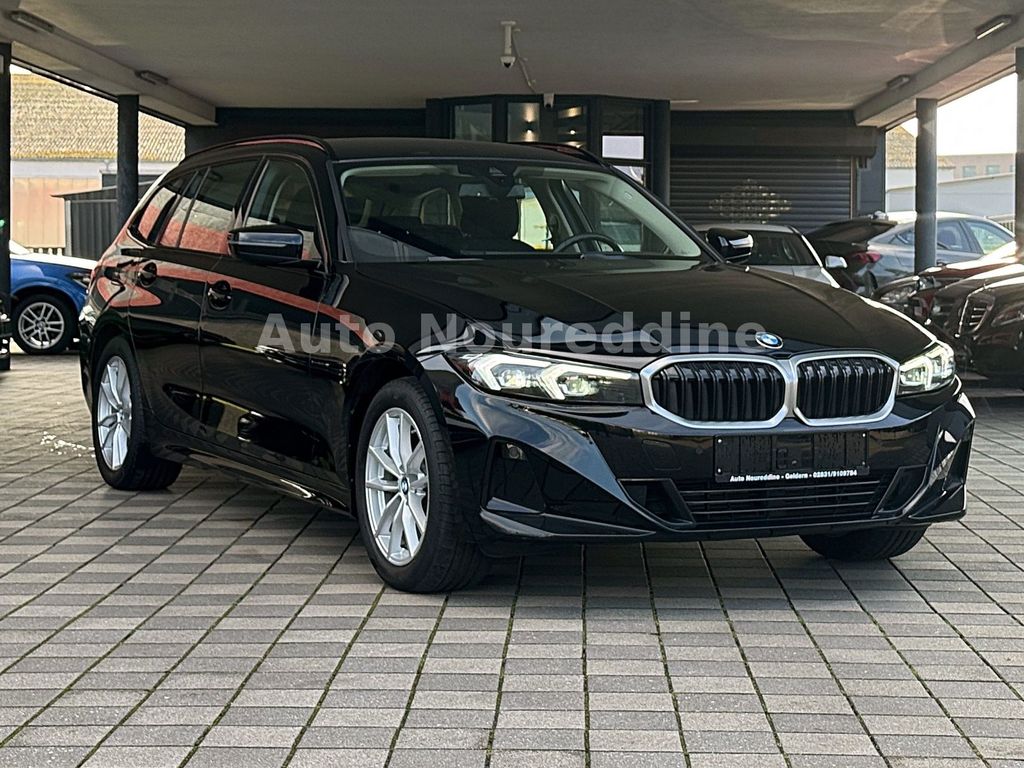BMW 318 2022