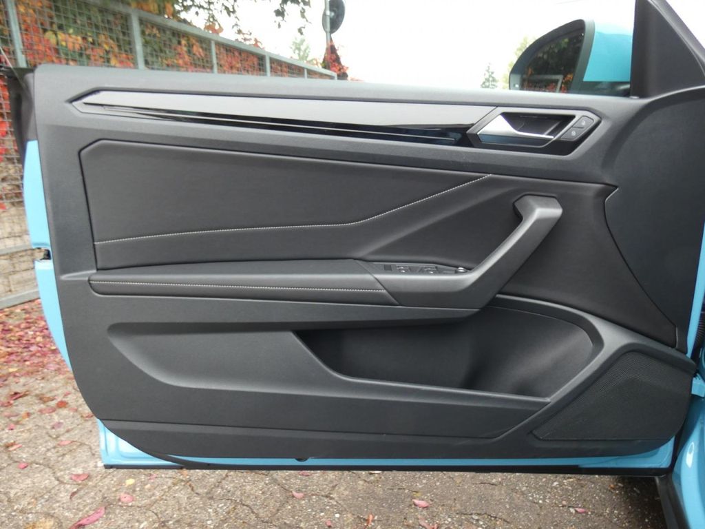 Volkswagen T-Roc 2023