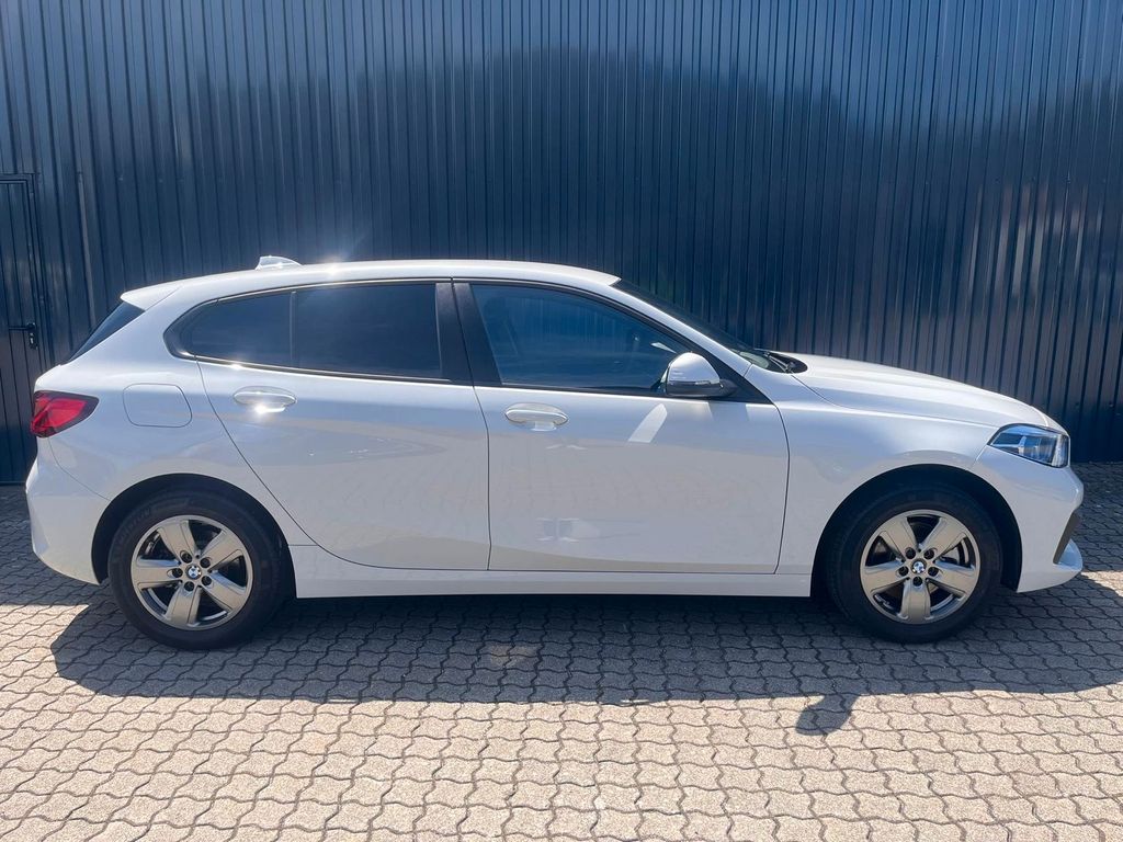 BMW 116 2024