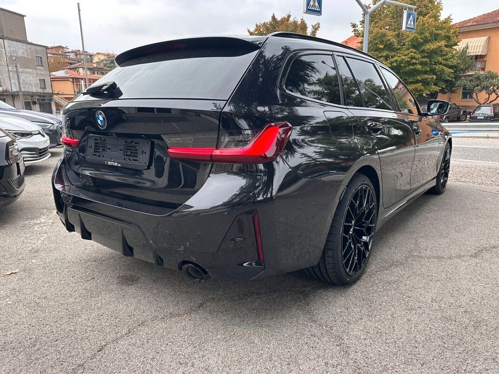 BMW 318 2024