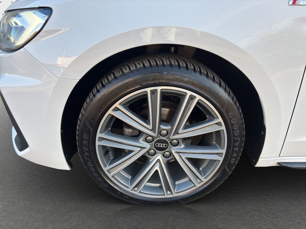 Audi A1 2023