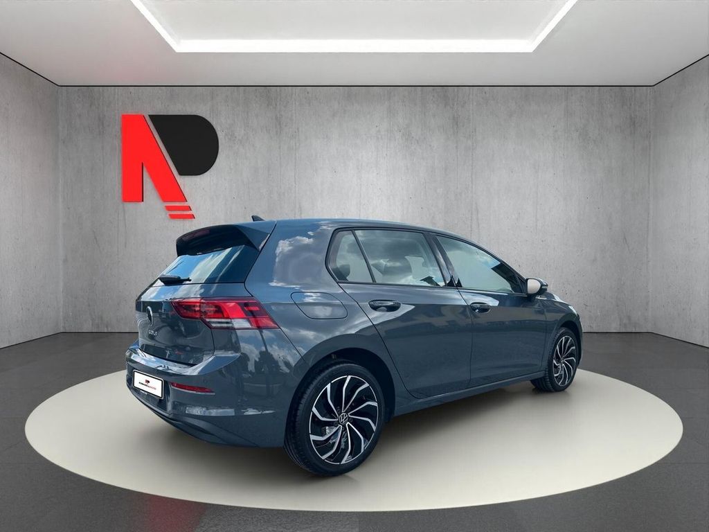 Volkswagen Golf 2022