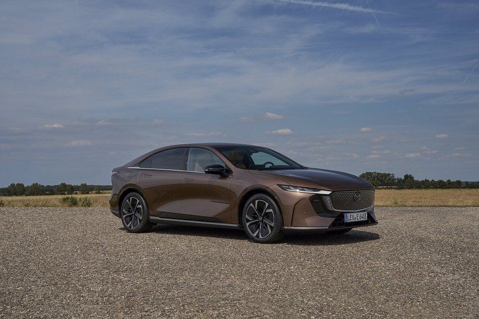 Mazda 6e 2025
