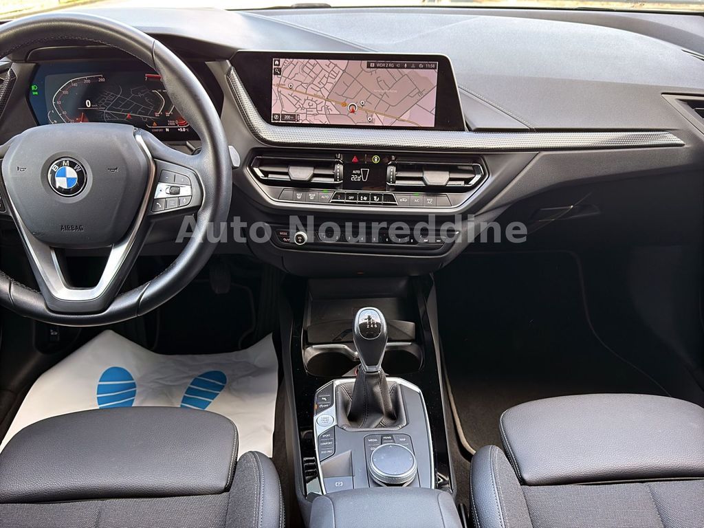 BMW 118 2021
