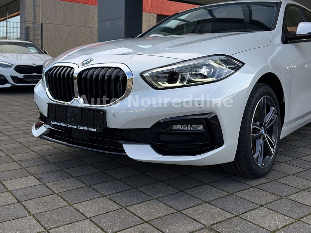 BMW 118 2021