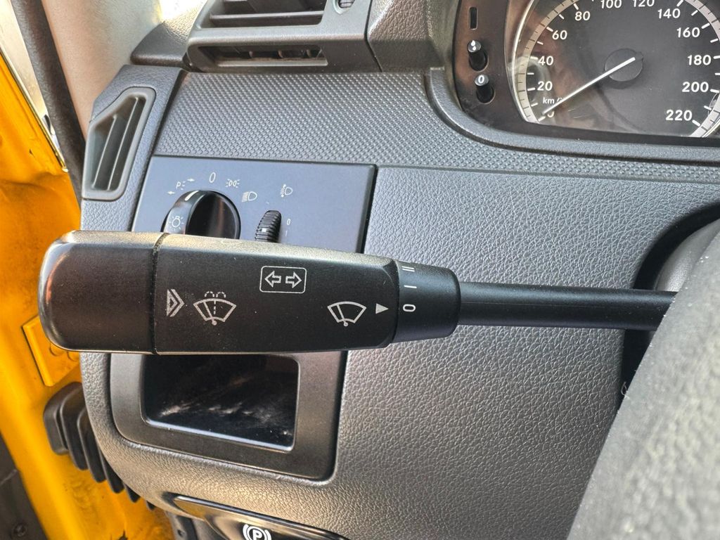 Mercedes-Benz Vito 2011