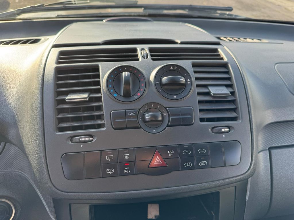 Mercedes-Benz Vito 2011