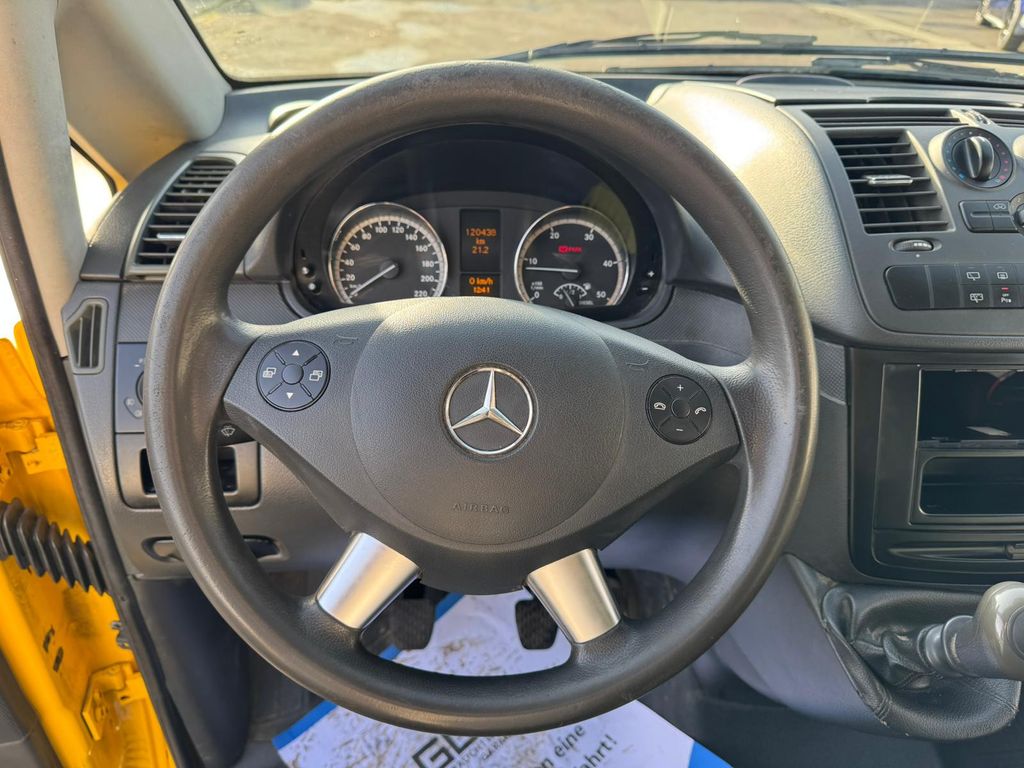 Mercedes-Benz Vito 2011