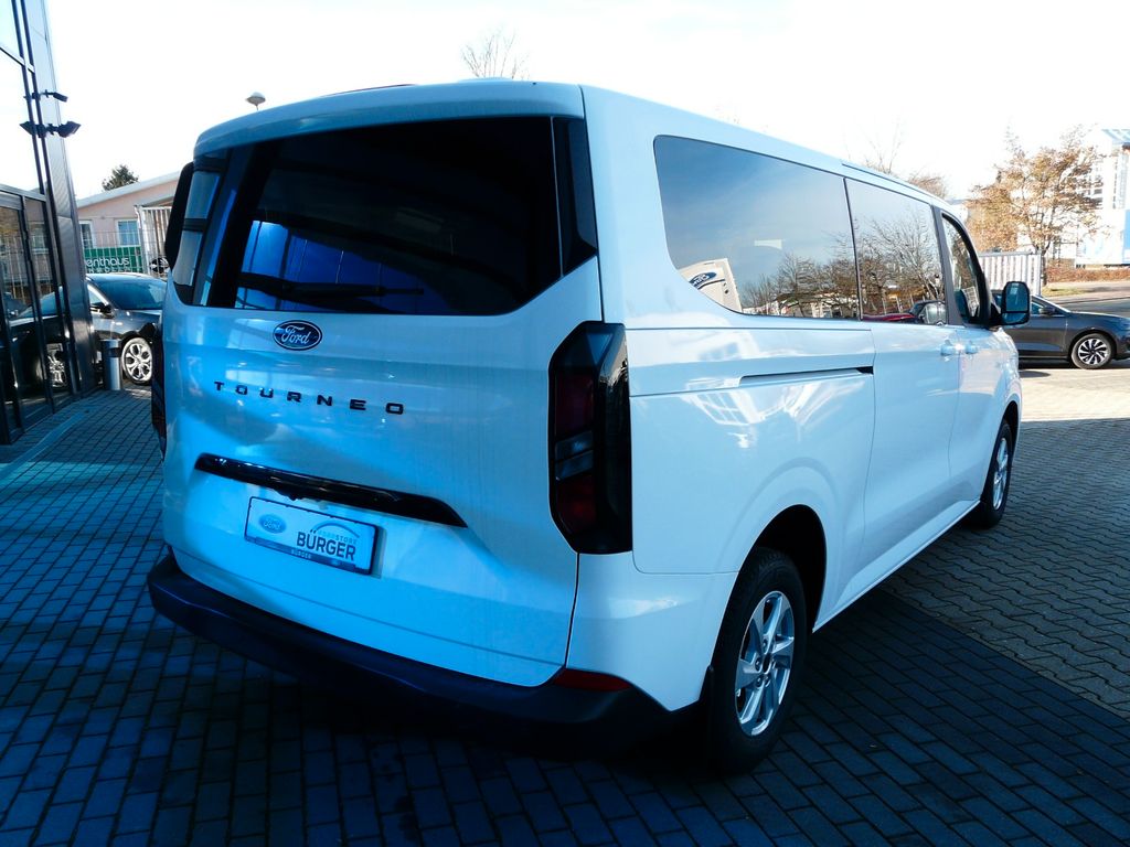 Ford Tourneo Custom